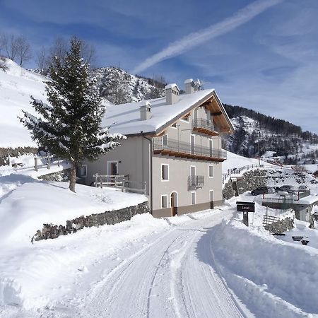 Pays Du Grand St Bernard Villa Saint-Rhemy-En-Bosses Esterno foto